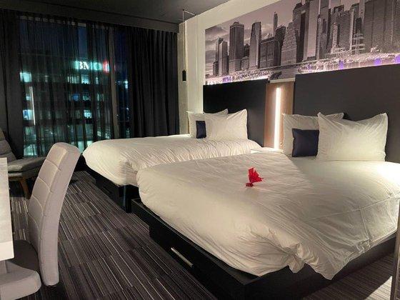 Grand Times Hotel Laval - Centropolis Pokoj fotografie